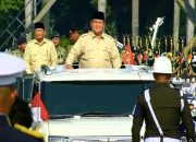 Pimpin Upacara HUT TNI di Monas, Prabowo Sapa Masyarakat