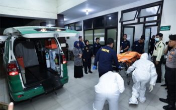 Sudah Teridentifikasi, Tiga Jenazah Korban Ponpes Al Khoziny Diserahkan ke Keluarga